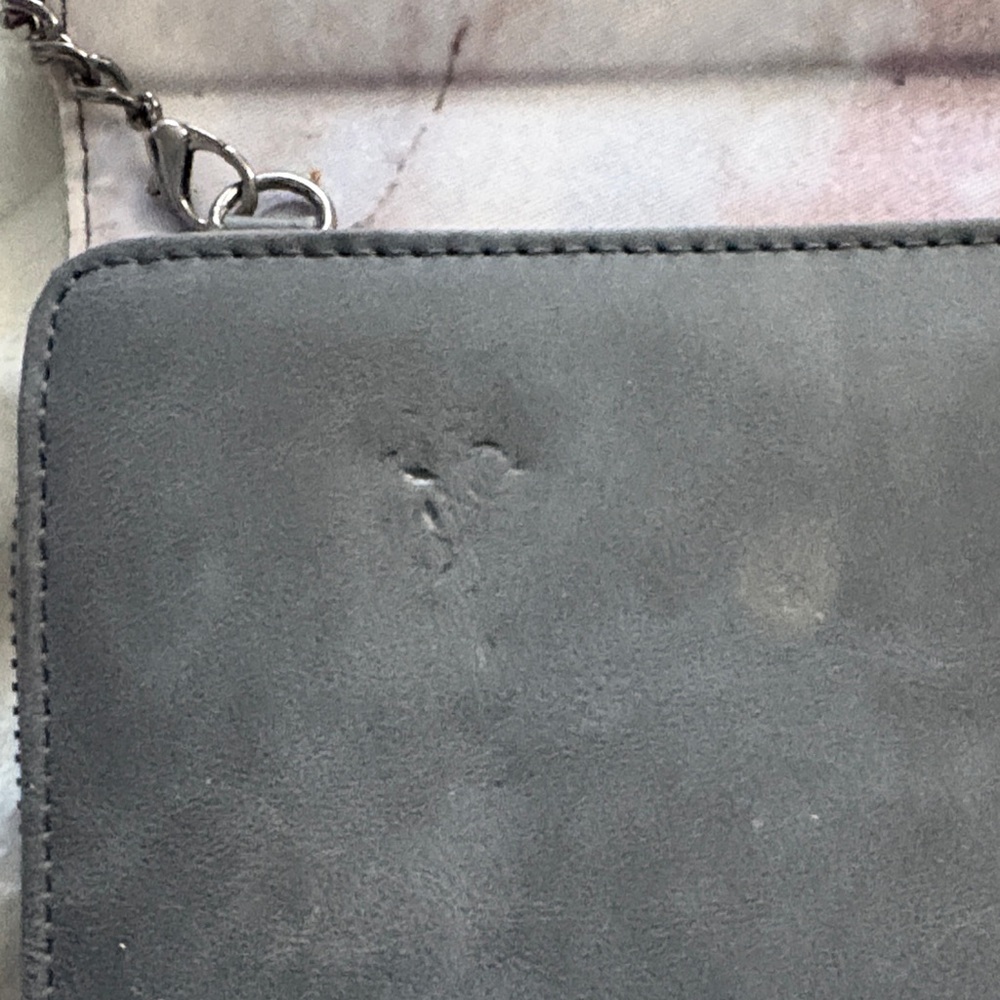 Maskcara Makeup Clutch - Picture 2 of 5